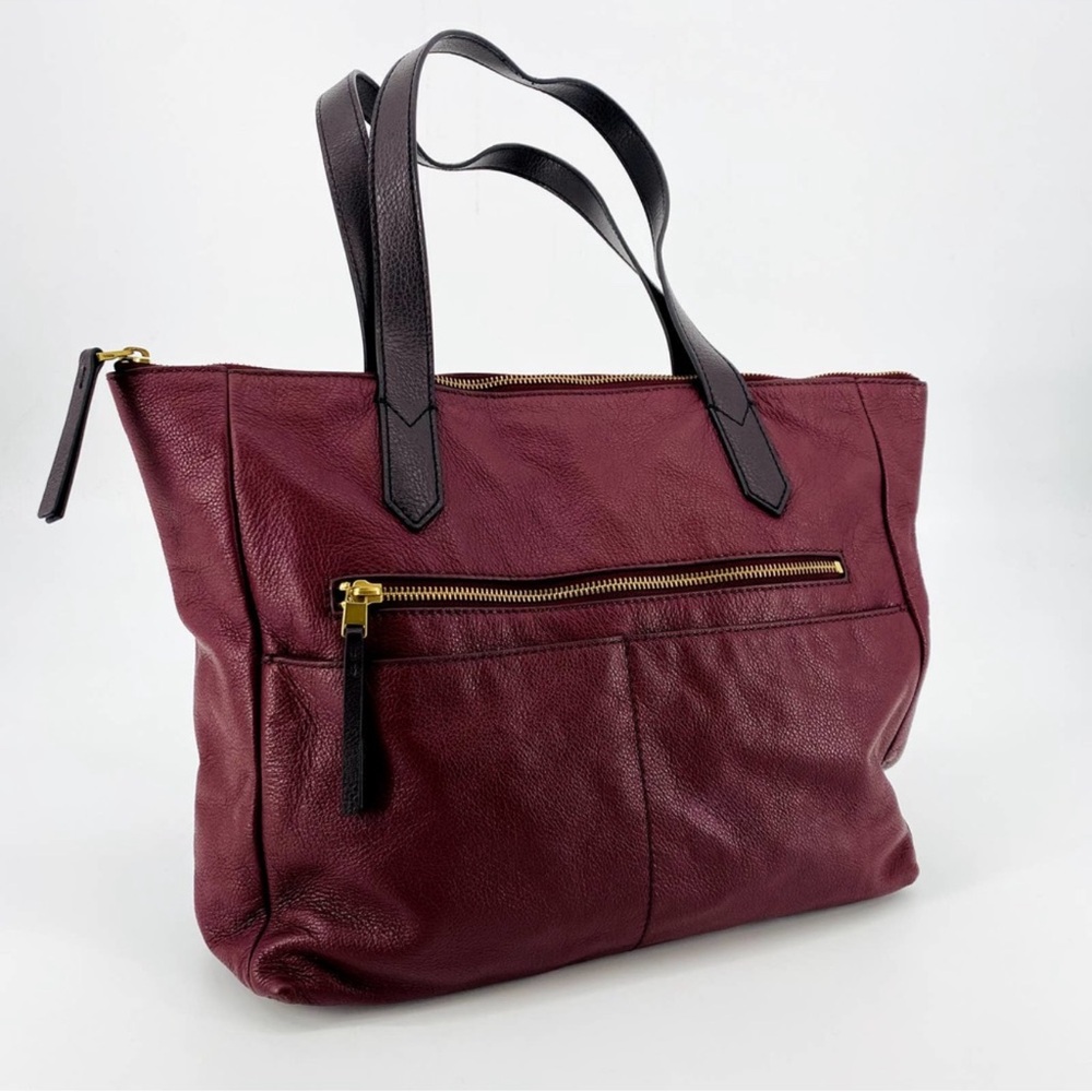 Fossil Burgundy Leather Tap Zip Casual Travel Tote Bag OS
Gently used - Picture 2 of 7